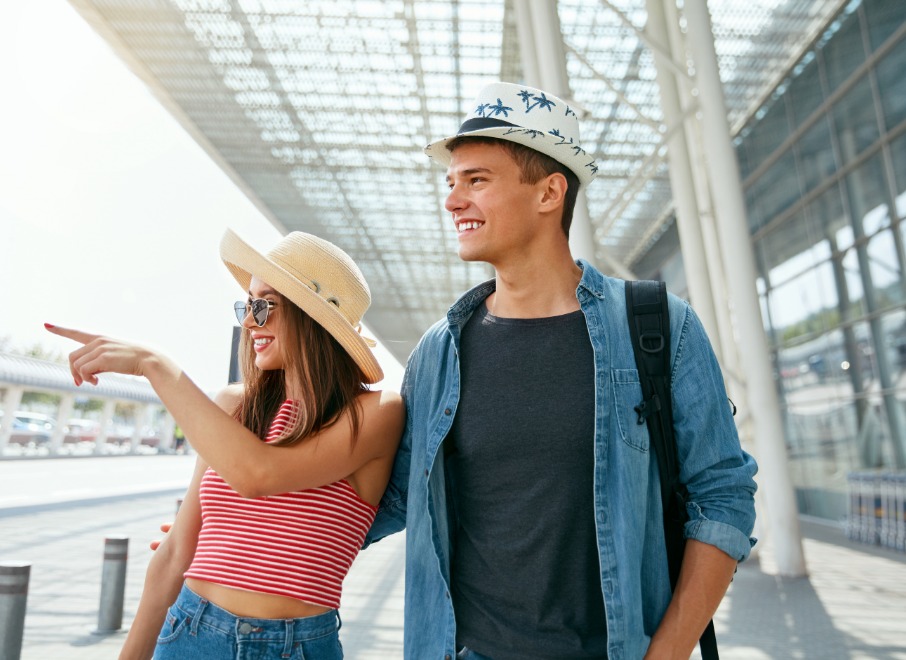 Tourist_Couple